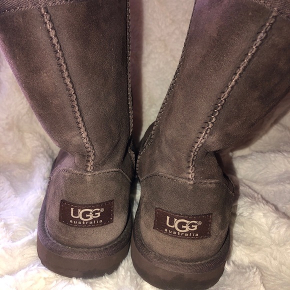 UGG Short II dark brown sz 6 - Picture 3 of 9